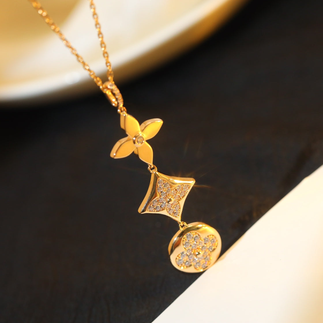 [Avelora]STAR AND SUN DIAMOND ROSE GOLD NECKLACE