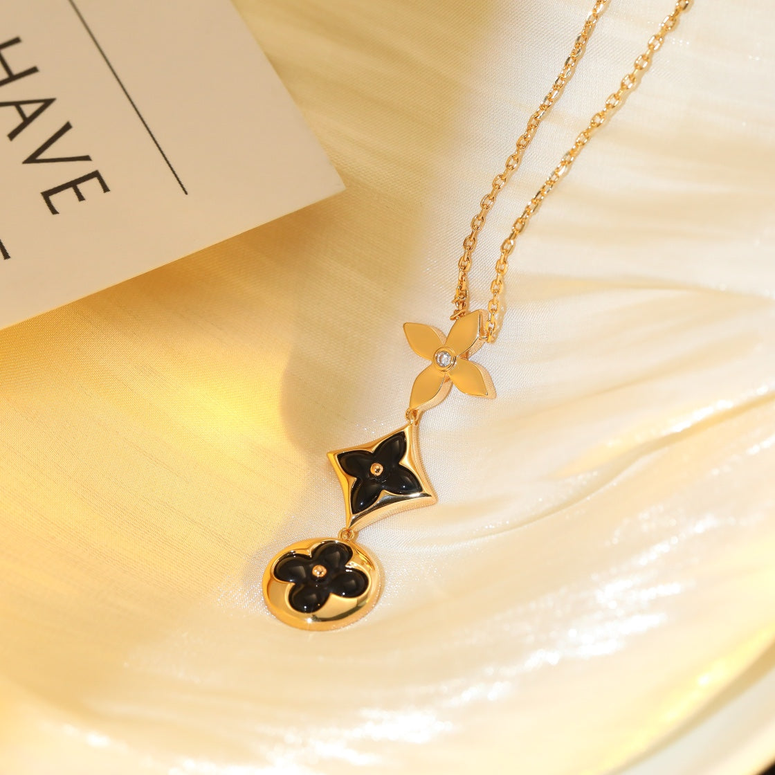 [Avelora]STAR AND SUN ONYX ROSE GOLD NECKLACE