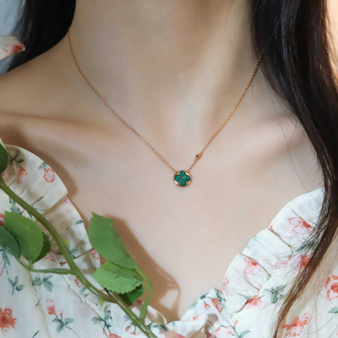 [Avelora Jewelry ]SUN PEDANT PINK GOLD 1 DIAMOND NECKLACE