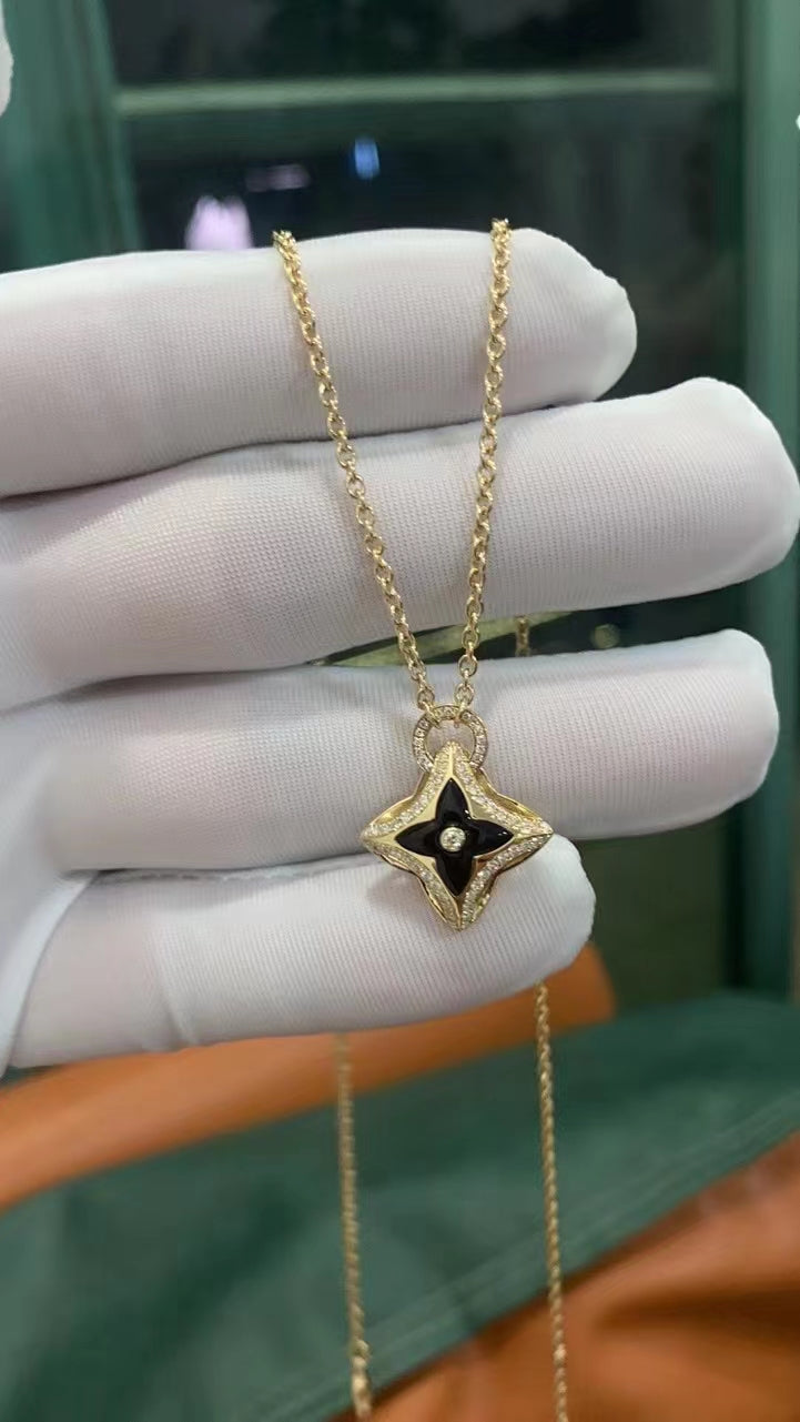 [Avelora Jewelry ]STAR PEDANT PINK GOLD DIAMOND NECKLACE
