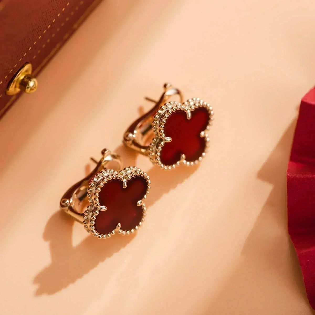 [Avelora Jewelry ]CLOVER MEDIUM 1 MOTIFS CARNELIAN  EARRINGS