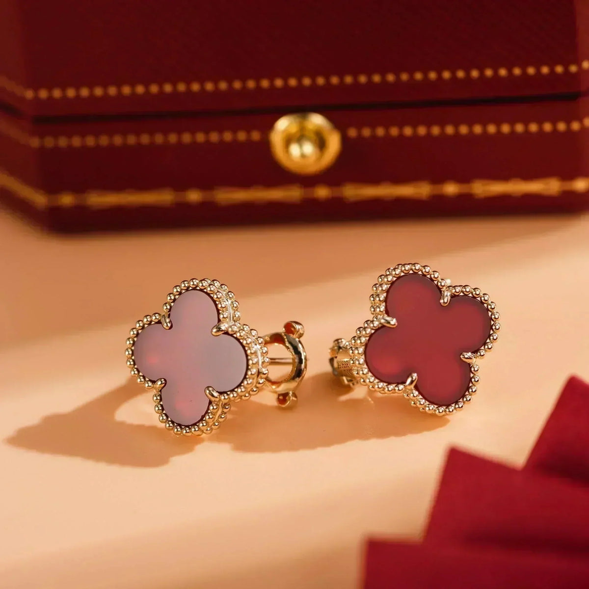[Avelora Jewelry ]CLOVER MEDIUM 1 MOTIFS CARNELIAN  EARRINGS