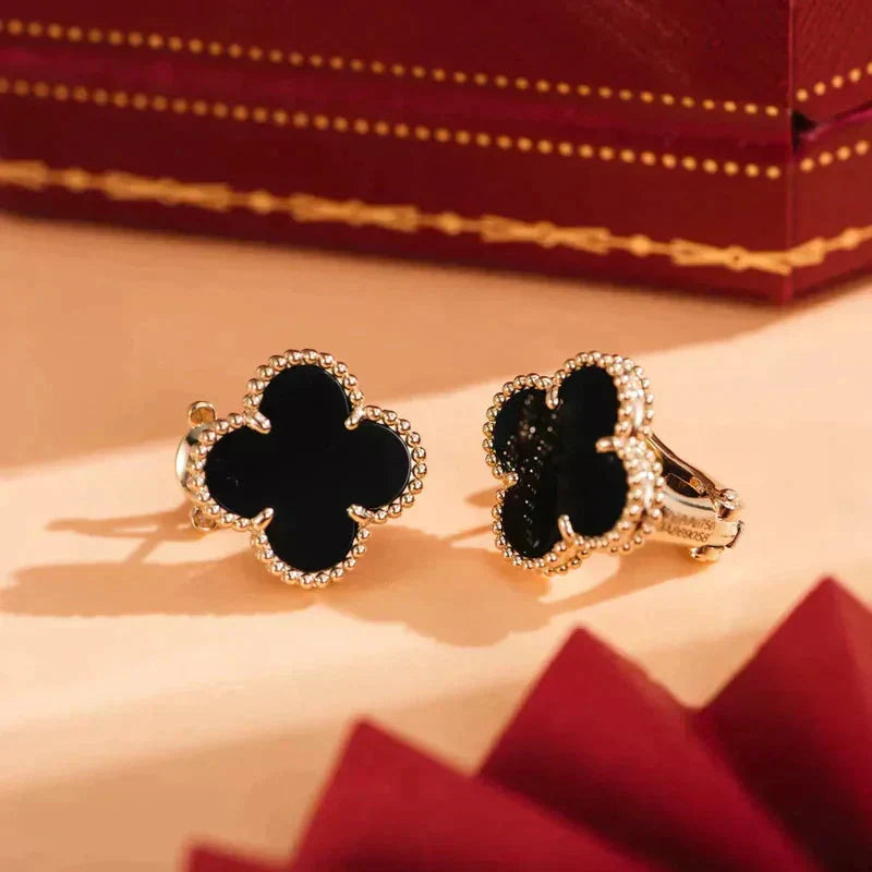[Avelora Jewelry ]CLOVER MEDIUM 1 MOTIFS  ONYX STUD EARRINGS
