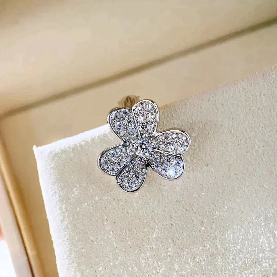 [Avelora Jewelry ]CLOVER COMOS DIAMOND EARRINGS SILVER