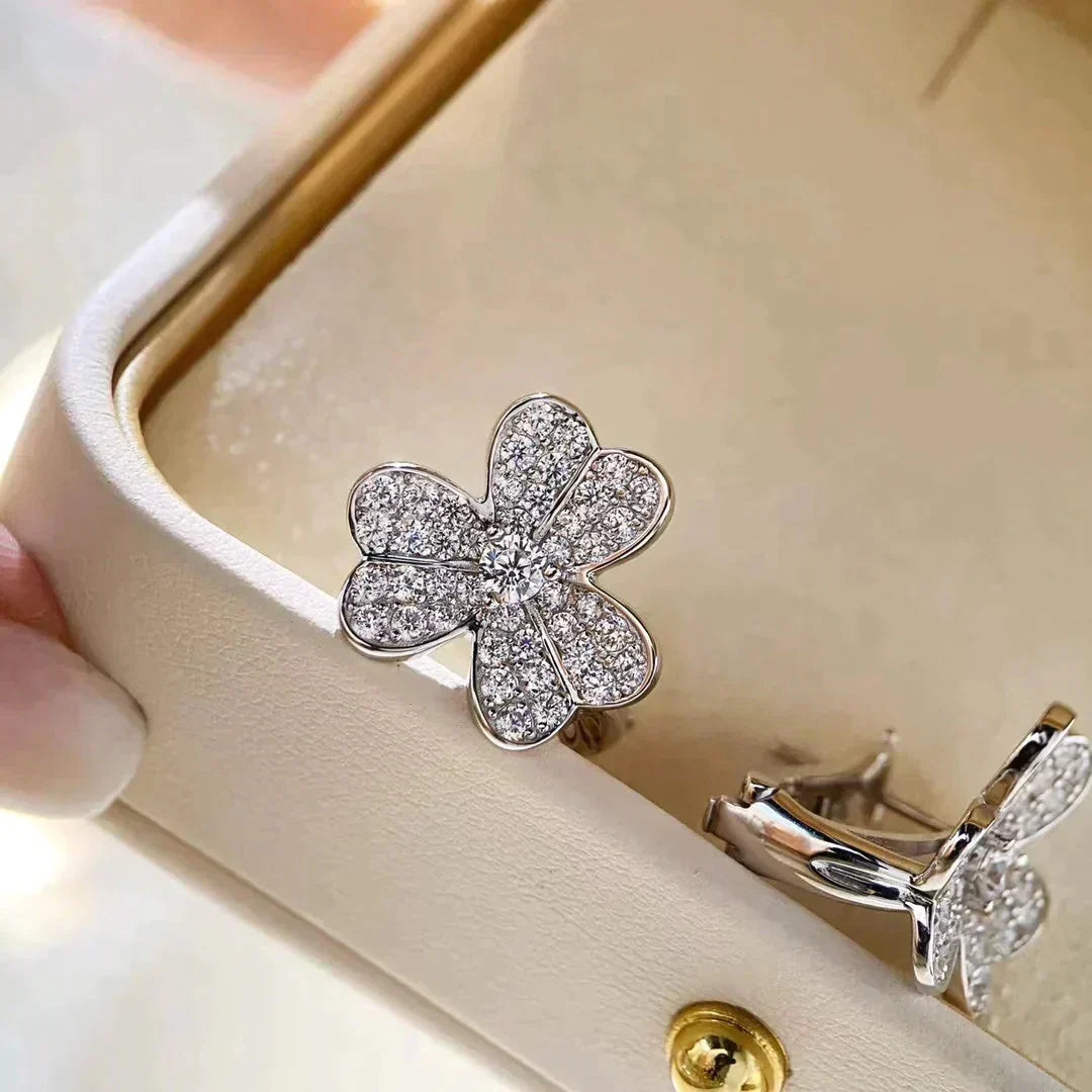 [Avelora Jewelry ]CLOVER COMOS DIAMOND EARRINGS SILVER