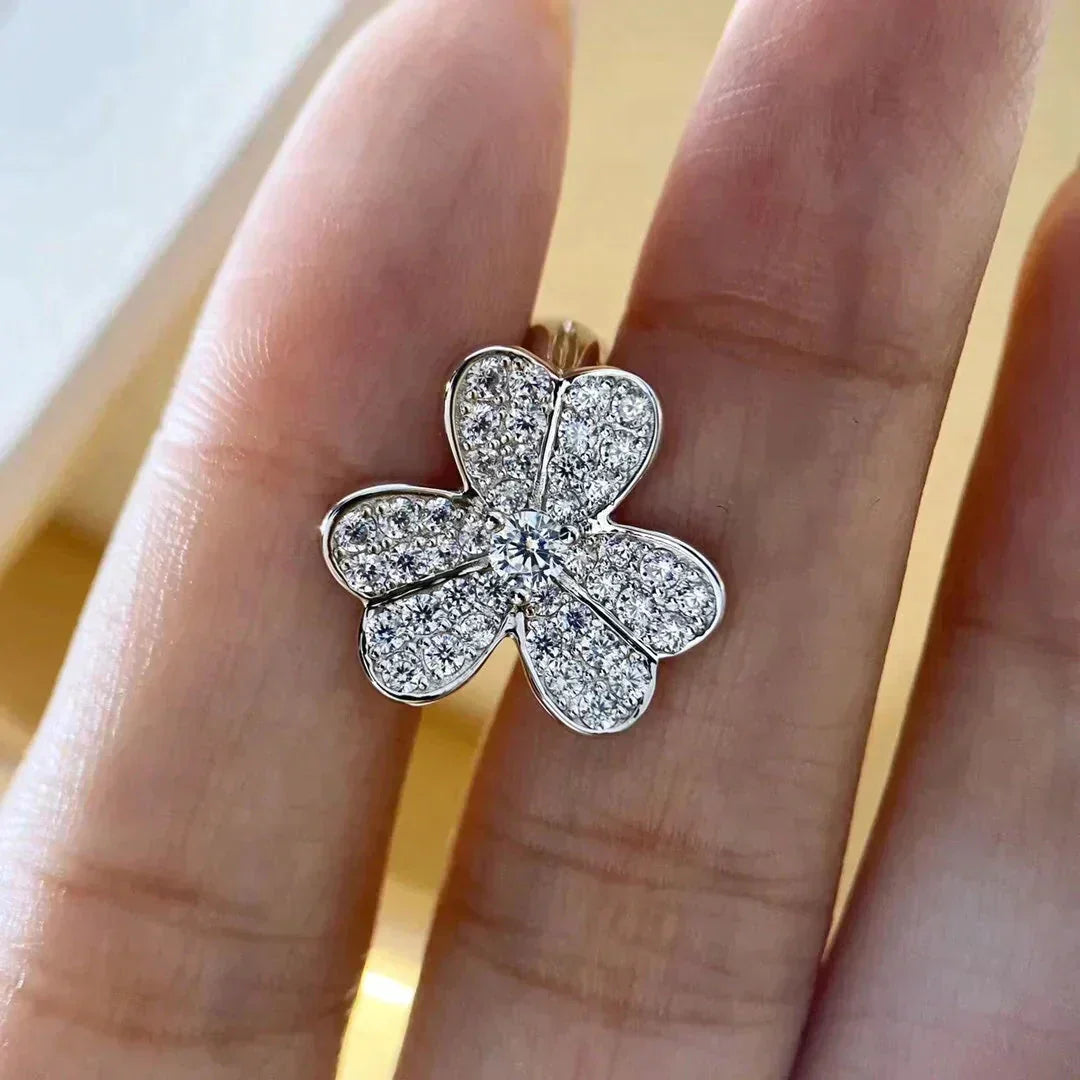 [Avelora Jewelry ]CLOVER COMOS DIAMOND EARRINGS SILVER