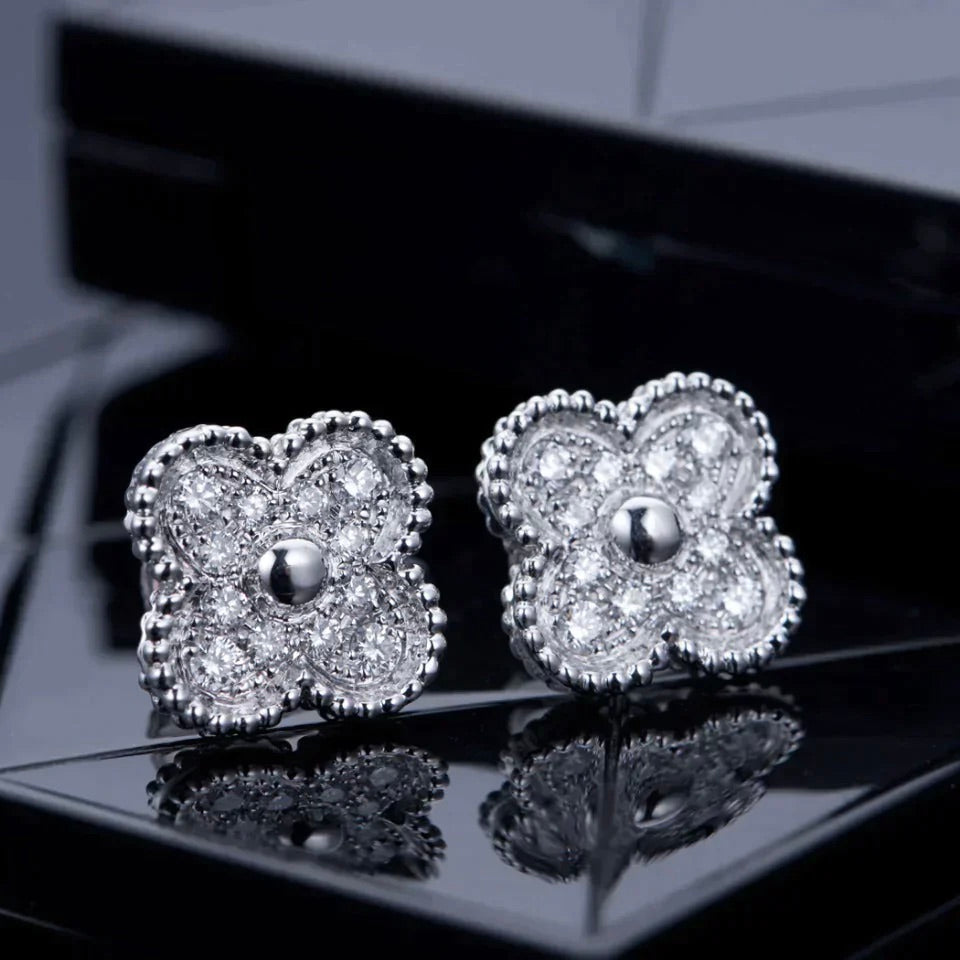 [Avelora Jewelry ]CLOVER 1 MOTIFS DIAMOND STUD EARRINGS SILVER