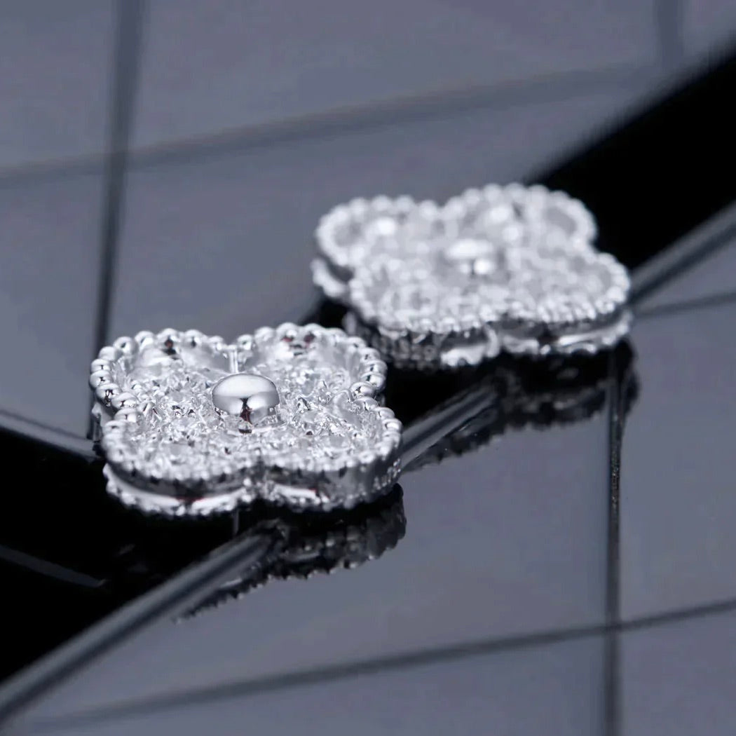 [Avelora Jewelry ]CLOVER 1 MOTIFS DIAMOND STUD EARRINGS SILVER