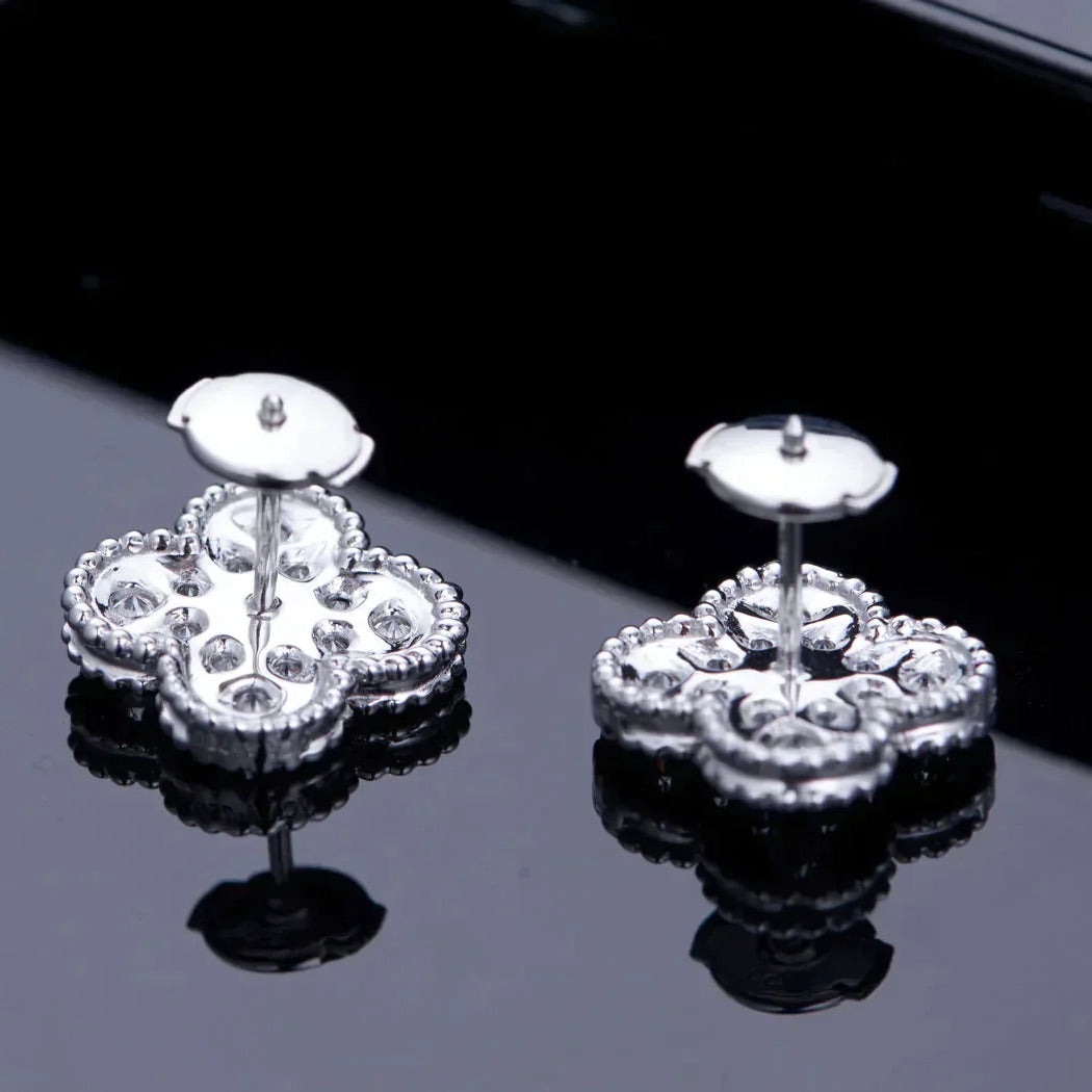 [Avelora Jewelry ]CLOVER 1 MOTIFS DIAMOND STUD EARRINGS SILVER