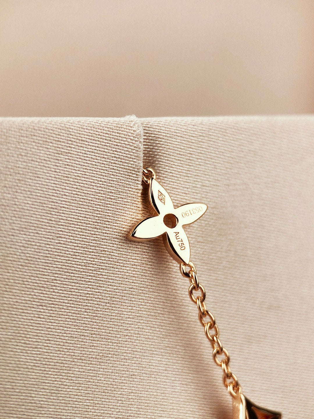[Avelora Jewelry ]STAR AND SUN 7 MOTIFS GOLD BRACELET