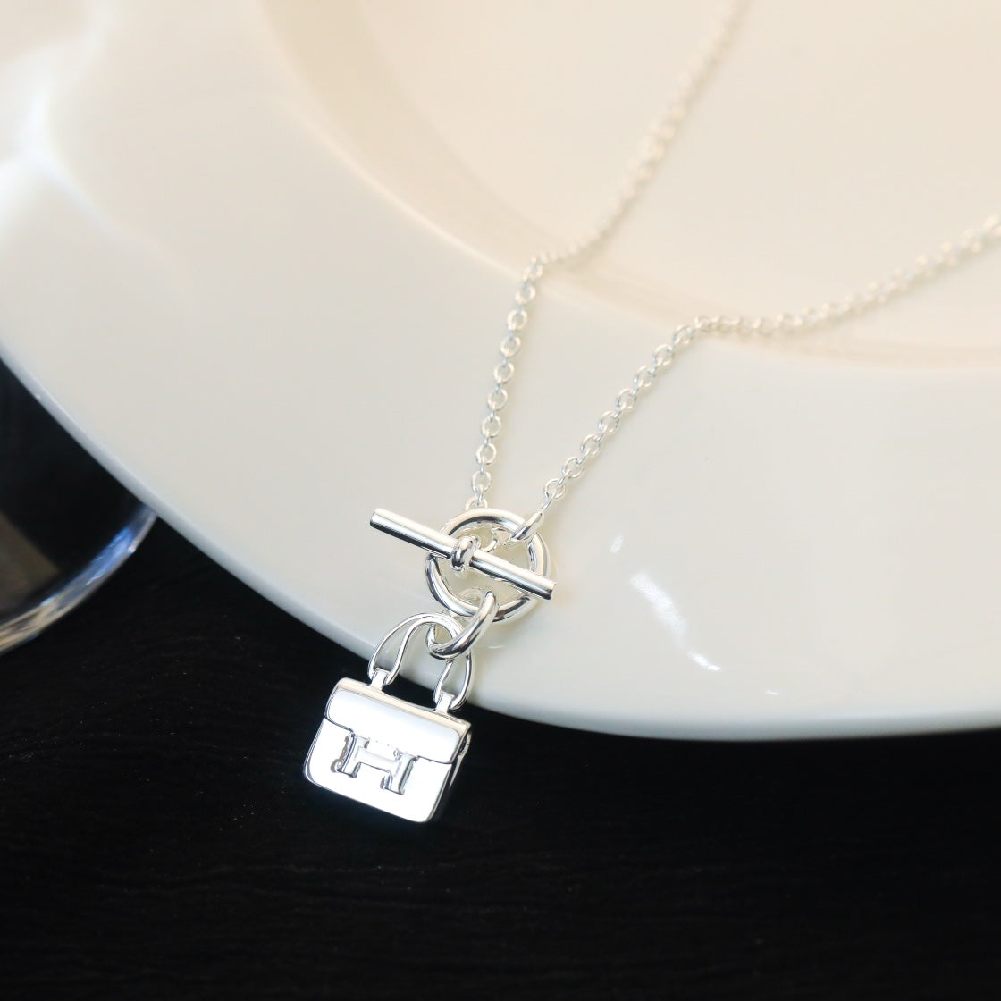 [Avelora Jewelry ]POP H PEDANT SILVER NECKLACE