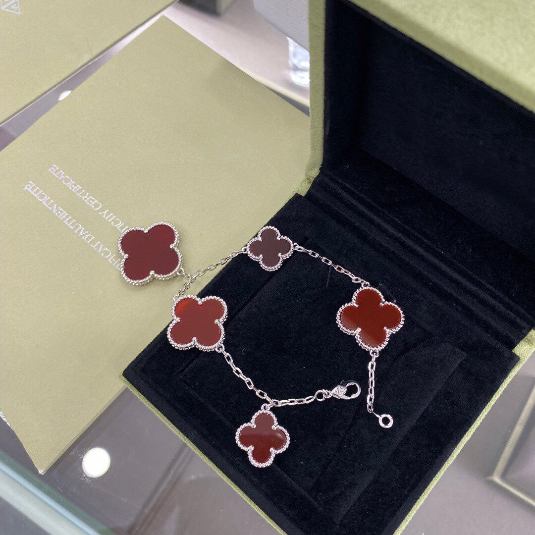 [Avelora Jewelry ]CLOVER 5 MOTIFS SIVLER CARNELIAN BRACELET