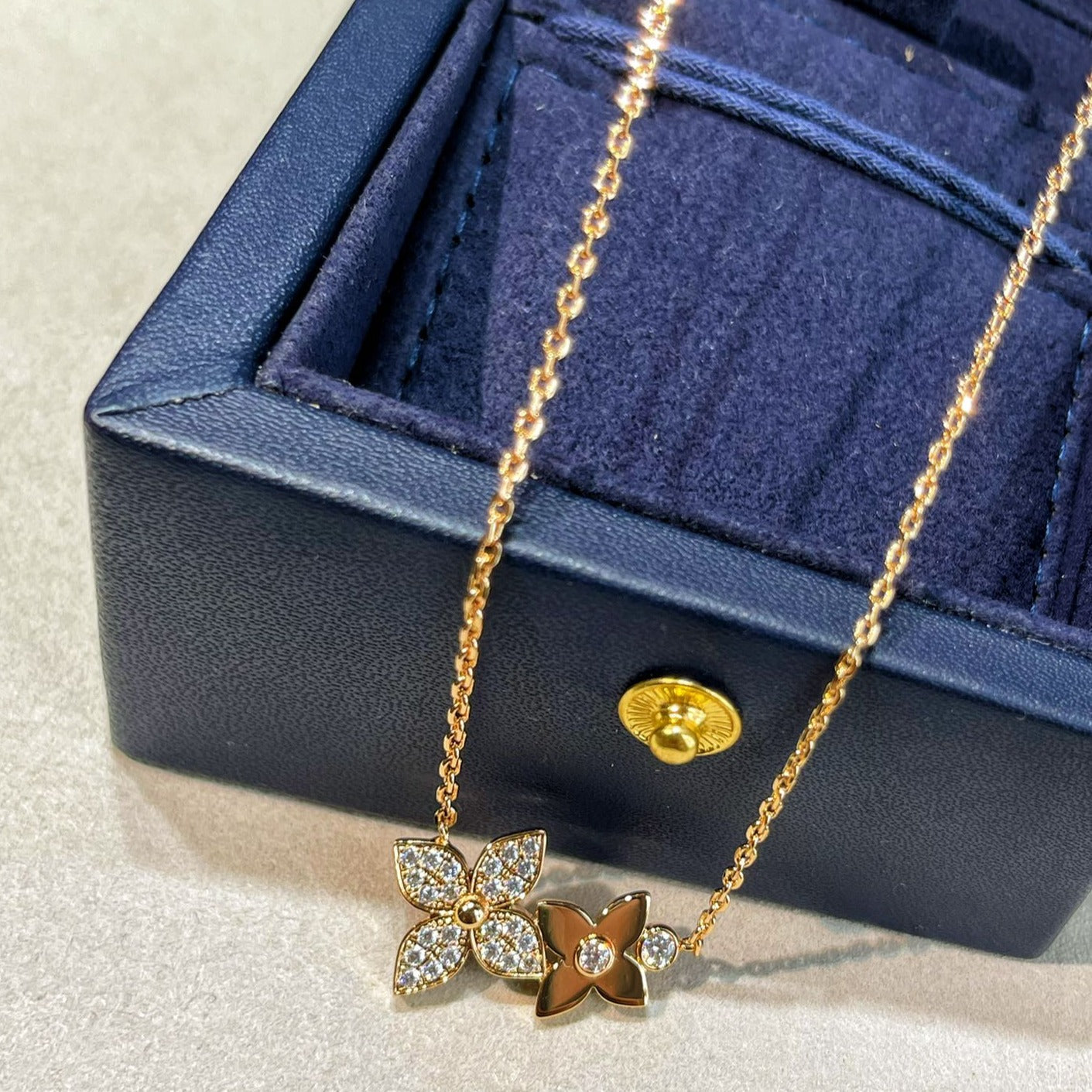 [Avelora]STAR BLOSSOM NECKLACE ROSE GOLD DIAMONDS