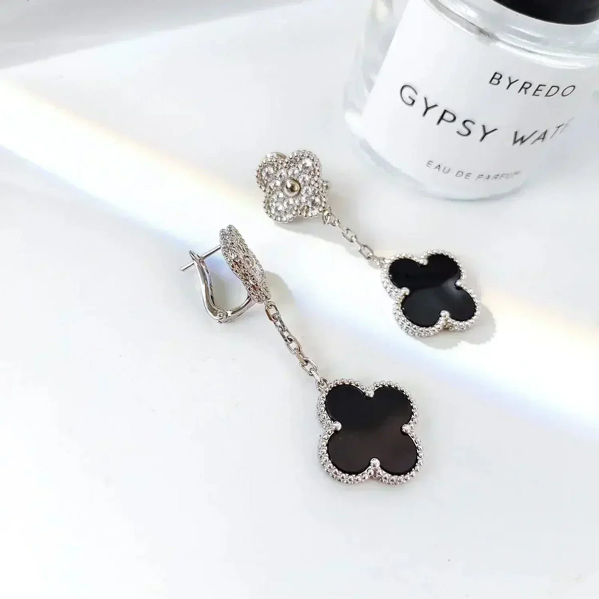 [Avelora Jewelry ]CLOVER 2 MOTIFS  DIAMOND ONYX EARRINGS SILVER