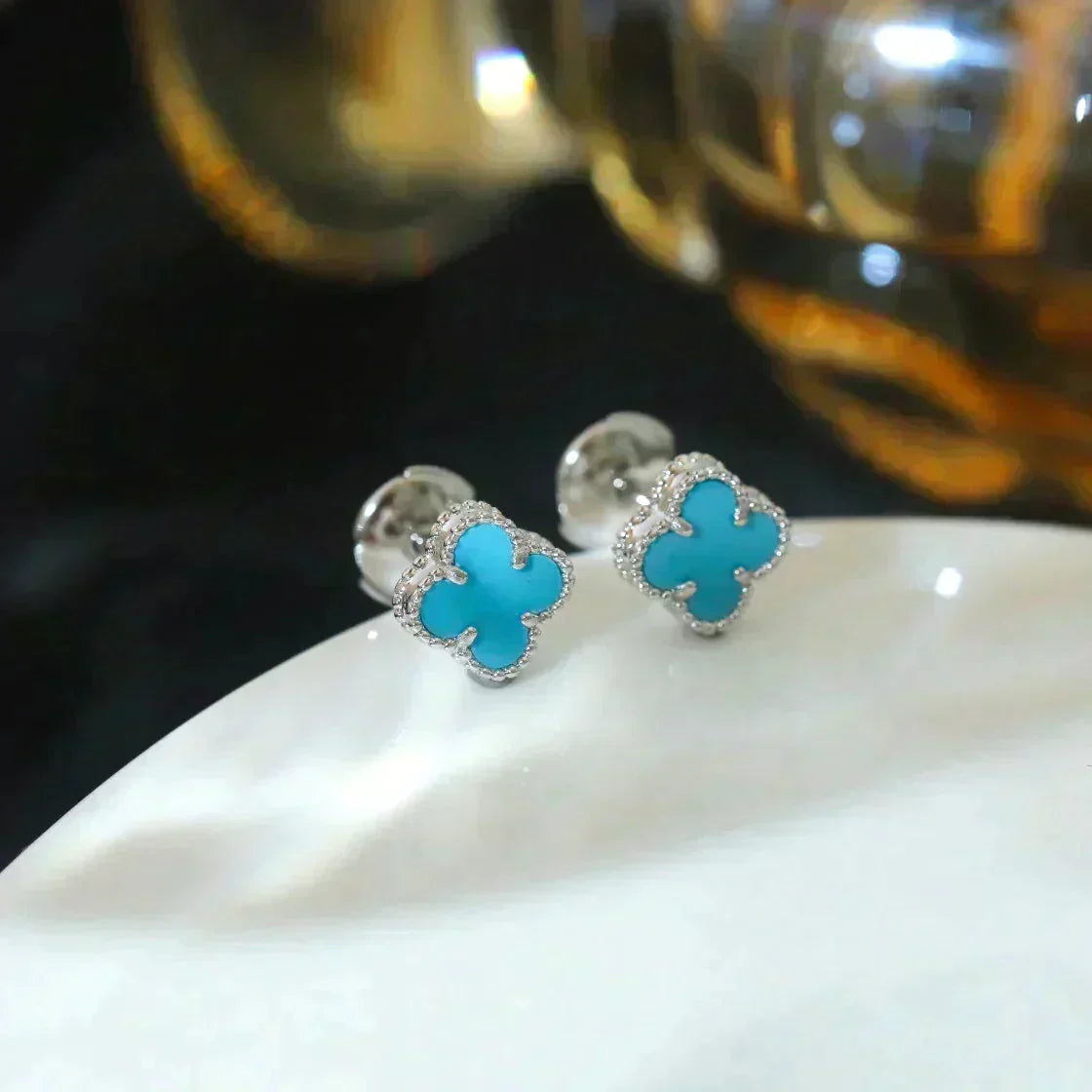 [Avelora Jewelry ]CLOVER MINI 9.5MM ONYX STUD EARRINGS SILVER