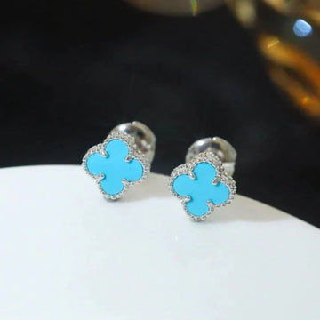 [Avelora Jewelry ]CLOVER MINI 9.5MM ONYX STUD EARRINGS SILVER