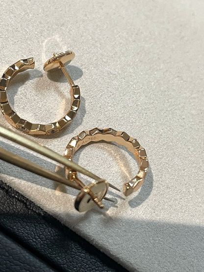 [Avelora]Hollow Design Four-Leaf Clover Flower Shape Ring