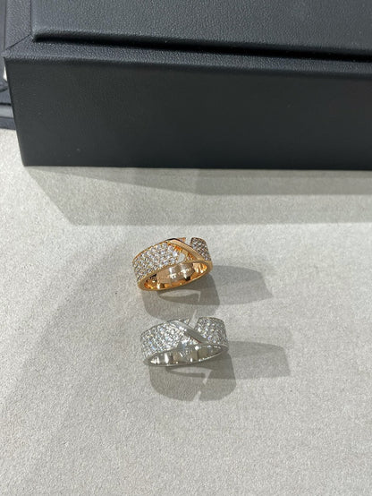 [Avelora]LIENS EVIDENCE  DIAMOND PAVED RING