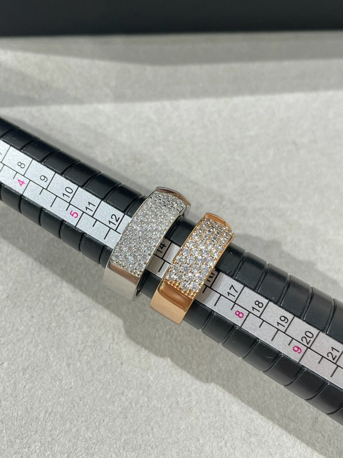 [Avelora Jewelry ]LIENS EVIDENCE  DIAMOND PAVED RING