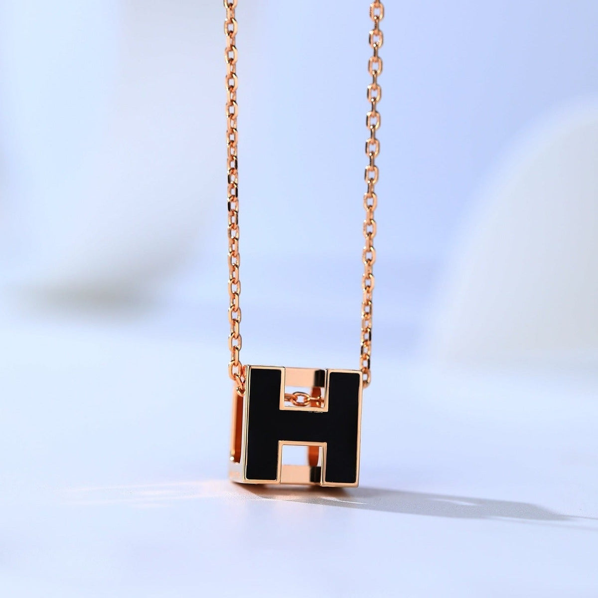 [Avelora Jewelry ]H CAGE PINK GOLD NECKLACE