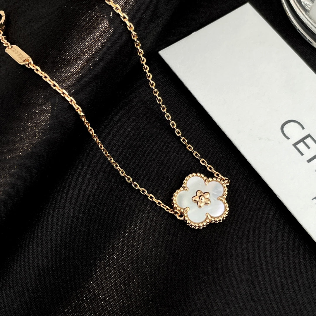 [Avelora Jewelry ]LUCKY SPRING ROSE GOLD MOP BRACELET