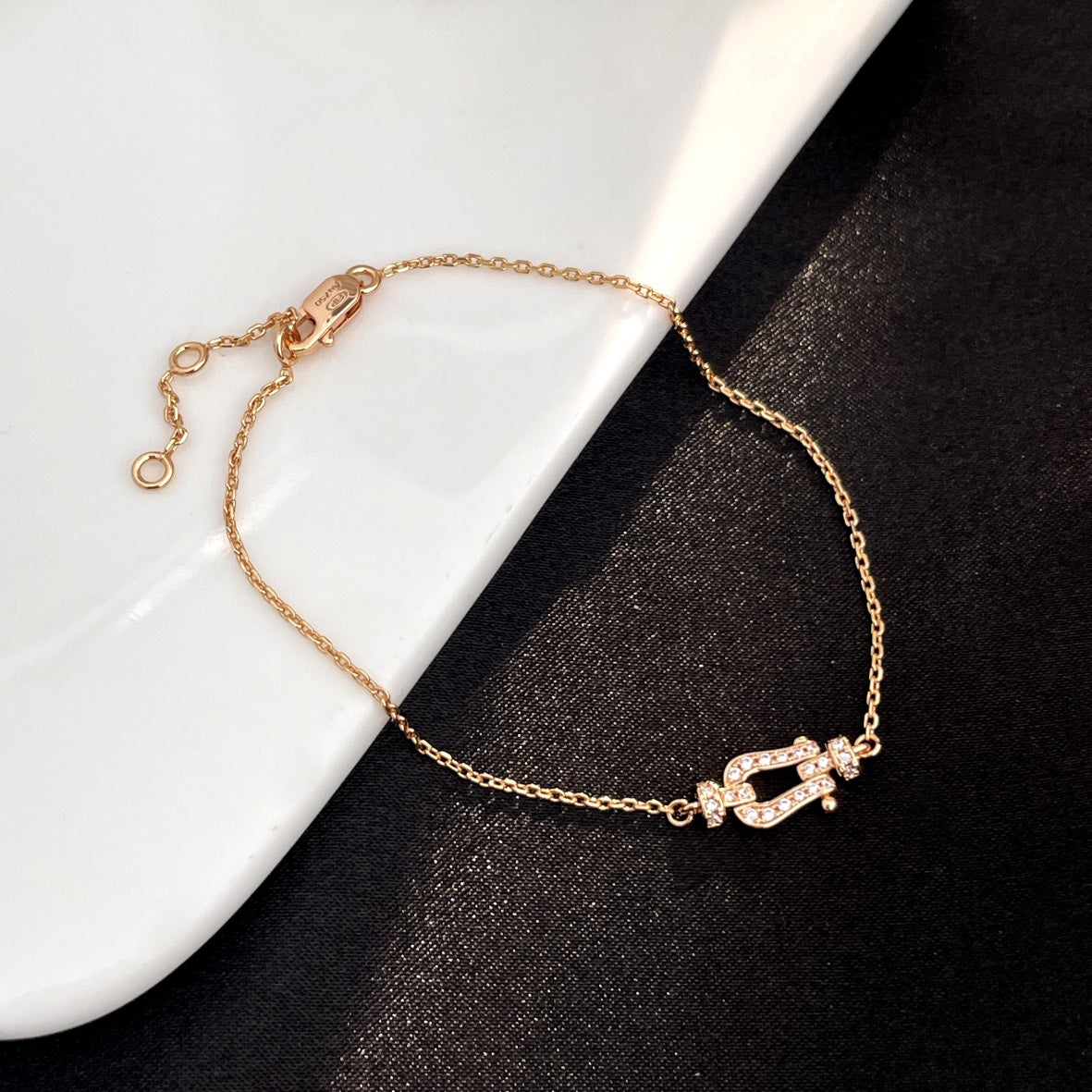 [Avelora Jewelry ]FORCE 10 SMALL CHAIN BRACELET