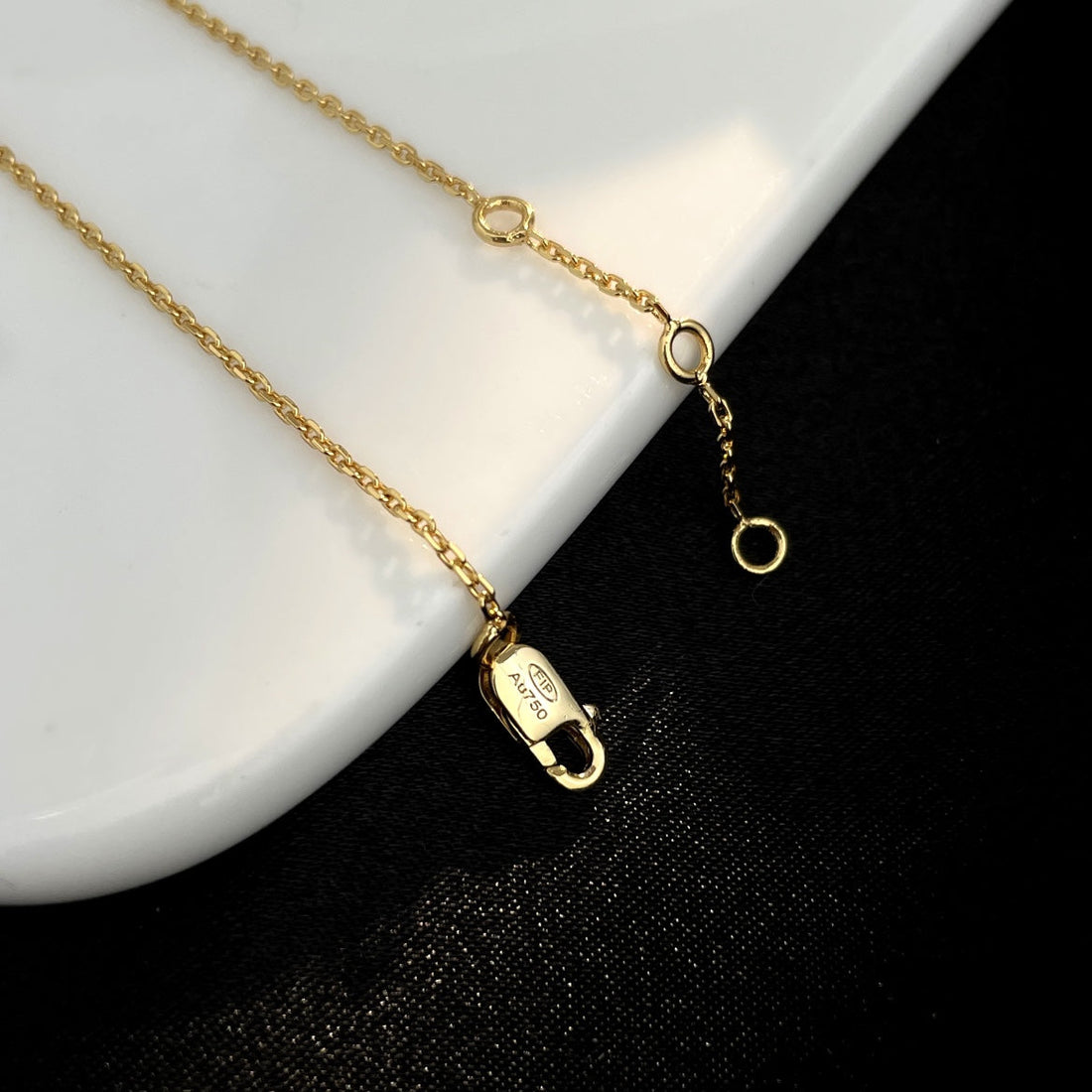 [Avelora Jewelry ]FORCE 10 SMALL CHAIN BRACELET