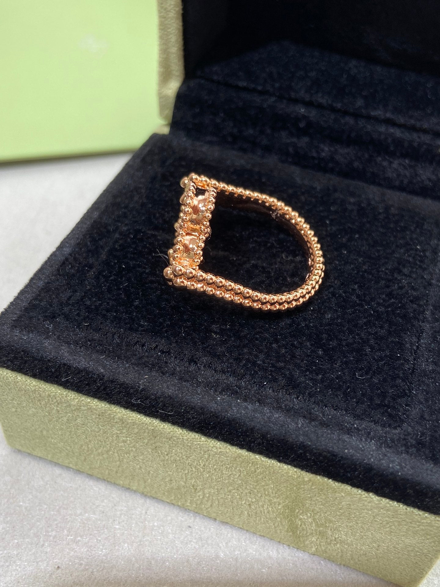 [Avelora]LUCKY CLOVER GOLD REVERSIBLE RING