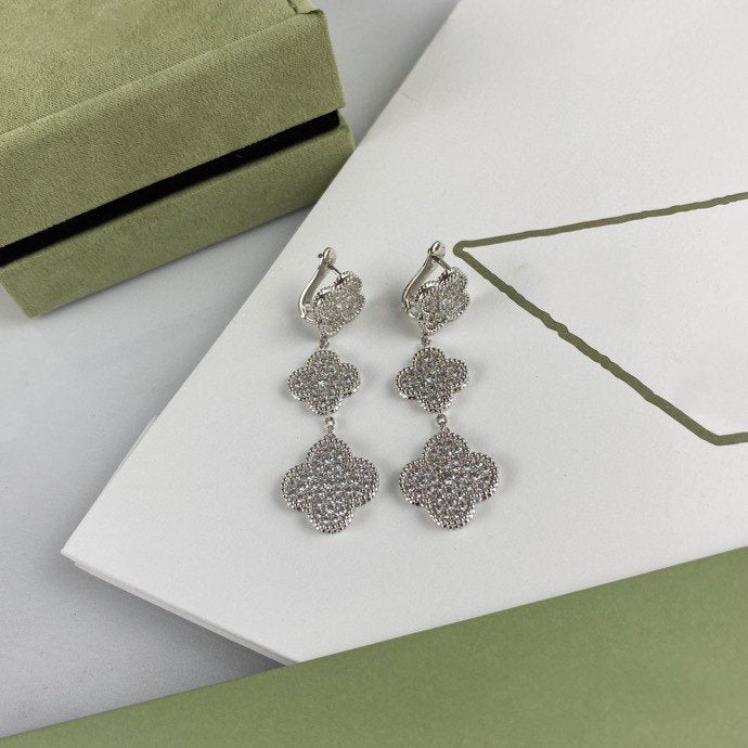 [Avelora Jewelry ]CLOVER 3 MOTIF DIAMOND SILVER DROP EARRINGS