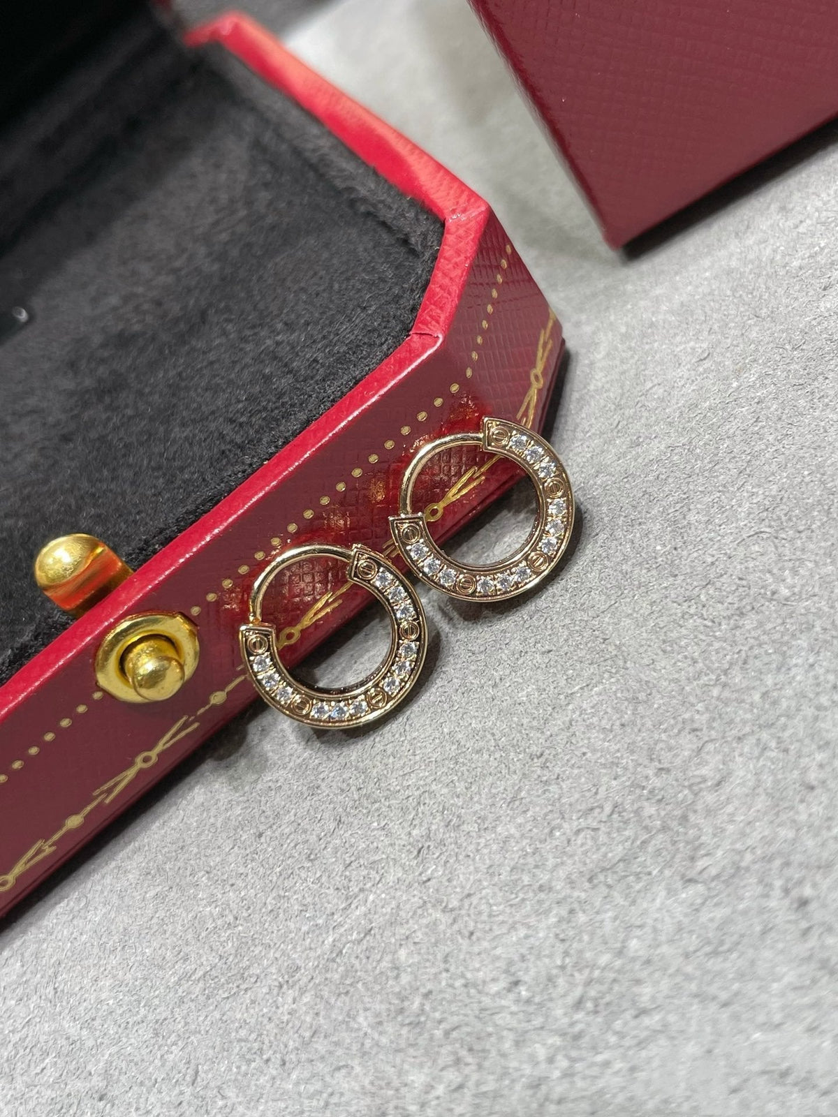 [Avelora Jewelry ]LOVE DIAMOND EARRINGS