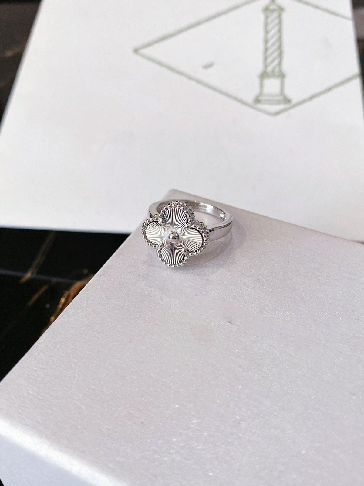 [Avelora Jewelry ]CLOVER SILVER RING