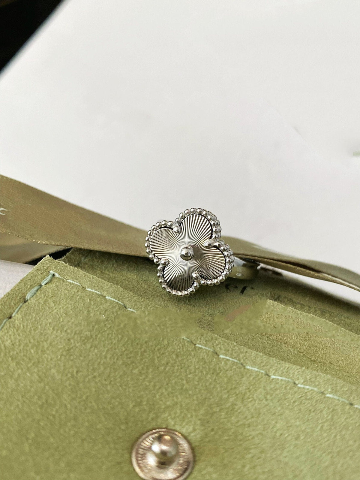 [Avelora Jewelry ]CLOVER SILVER RING
