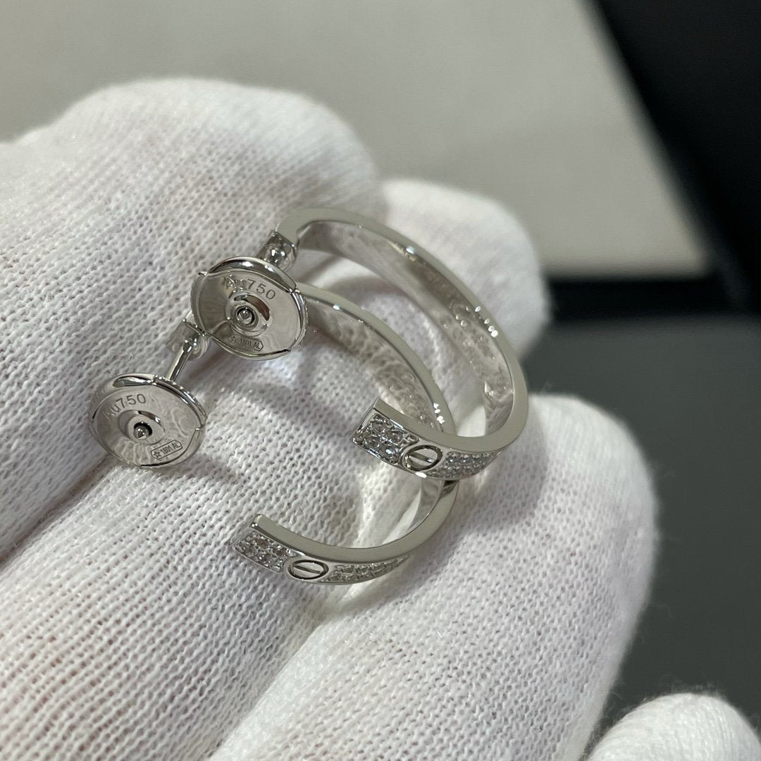 [Avelora Jewelry ]LOVE DIAMOND SILVER HOOP EARRINGS