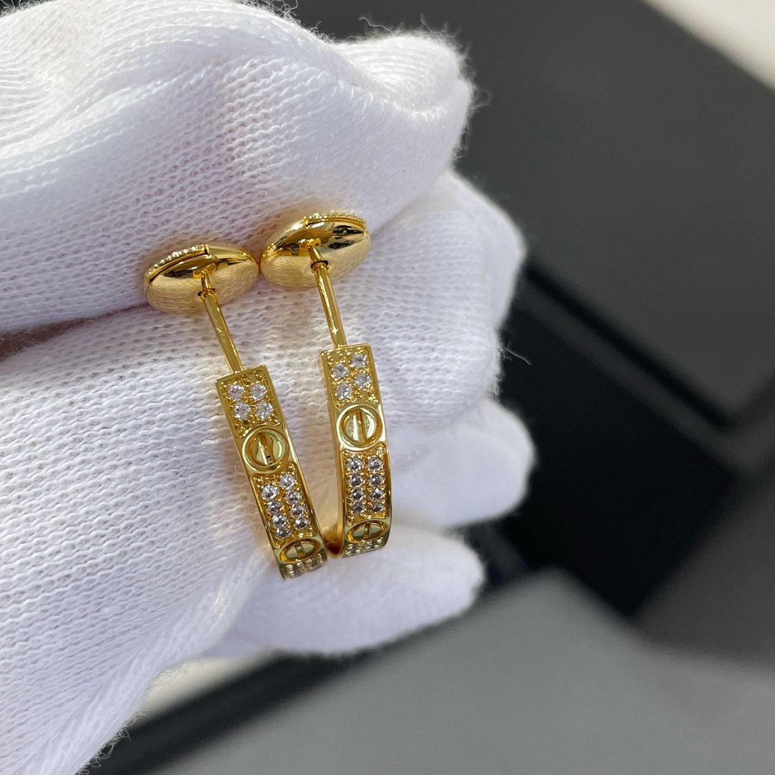 [Avelora Jewelry ]LOVE DIAMOND GOLD HOOP EARRINGS