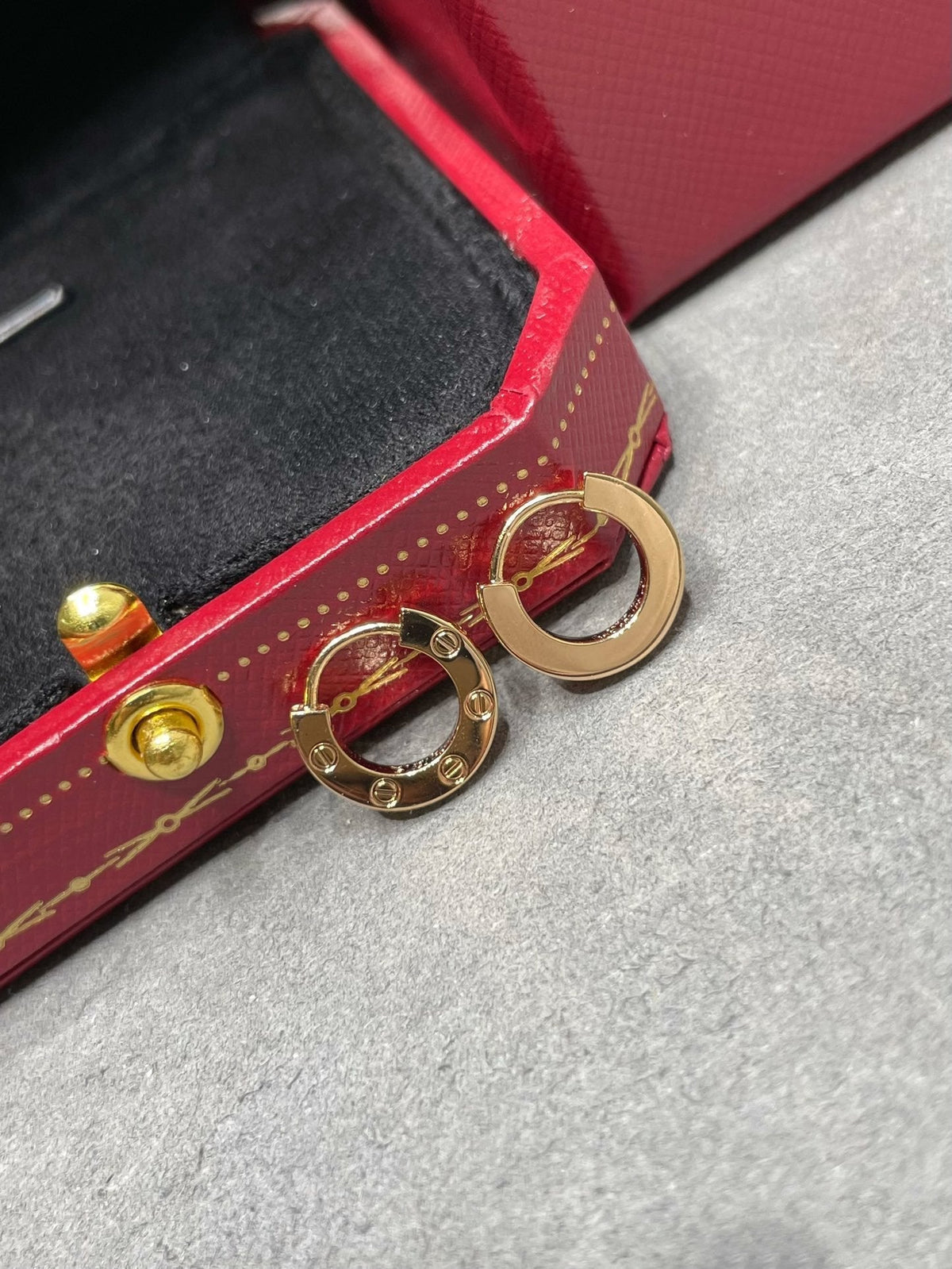 [Avelora Jewelry ]LOVE MINI EARRINGS
