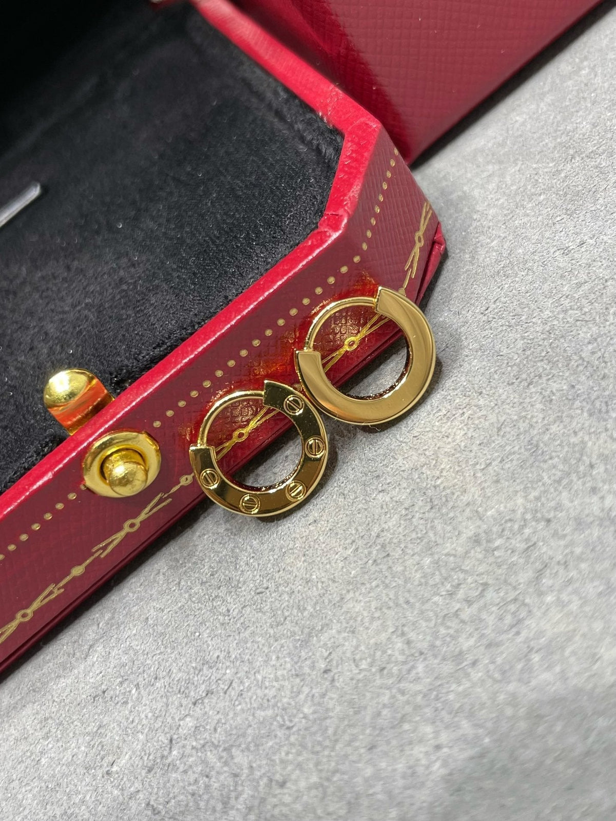 [Avelora Jewelry ]LOVE MINI EARRINGS