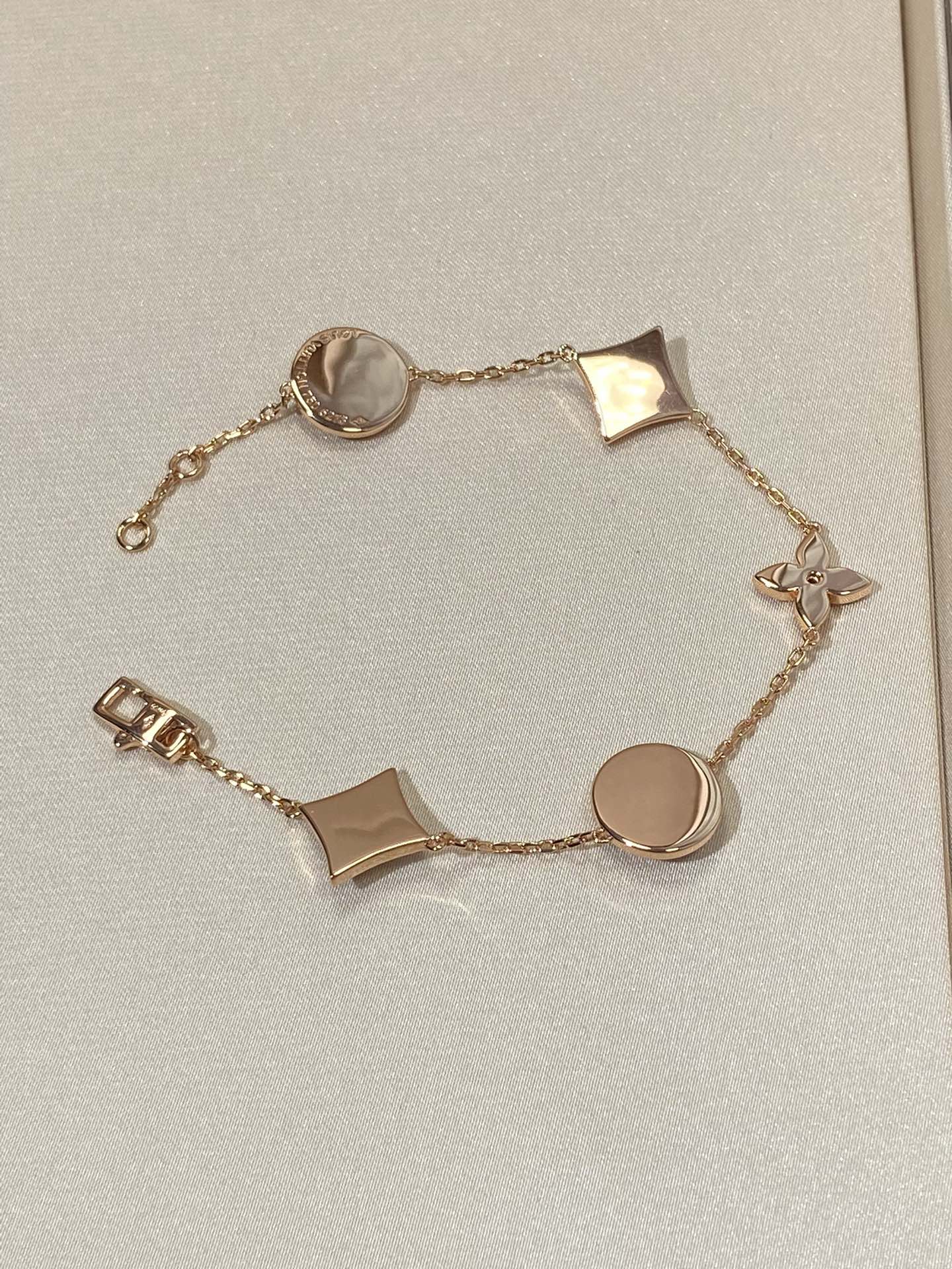 [Avelora]STAR AND SUN 5 MOTIF MOP ROSE GOLD BRACELET