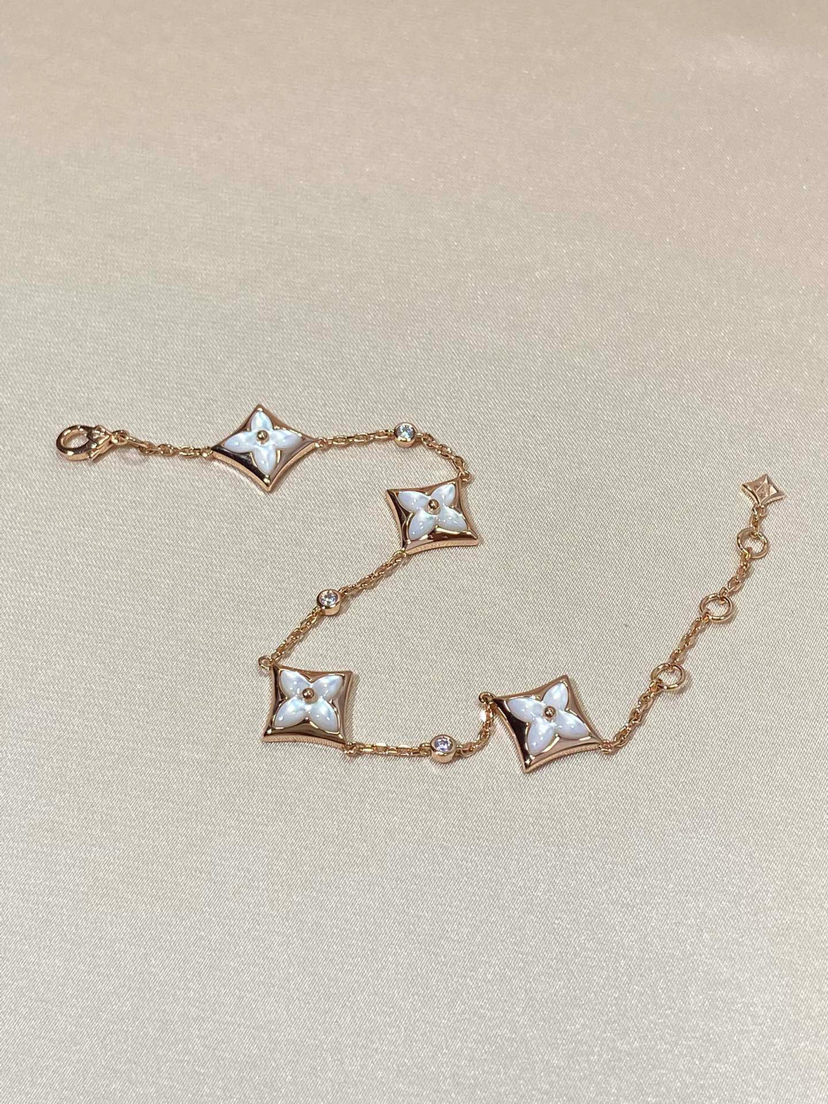 [Avelora Jewelry ]STAR 4 MOTIF MOP DIAMOND PINK GOLD BRACELET