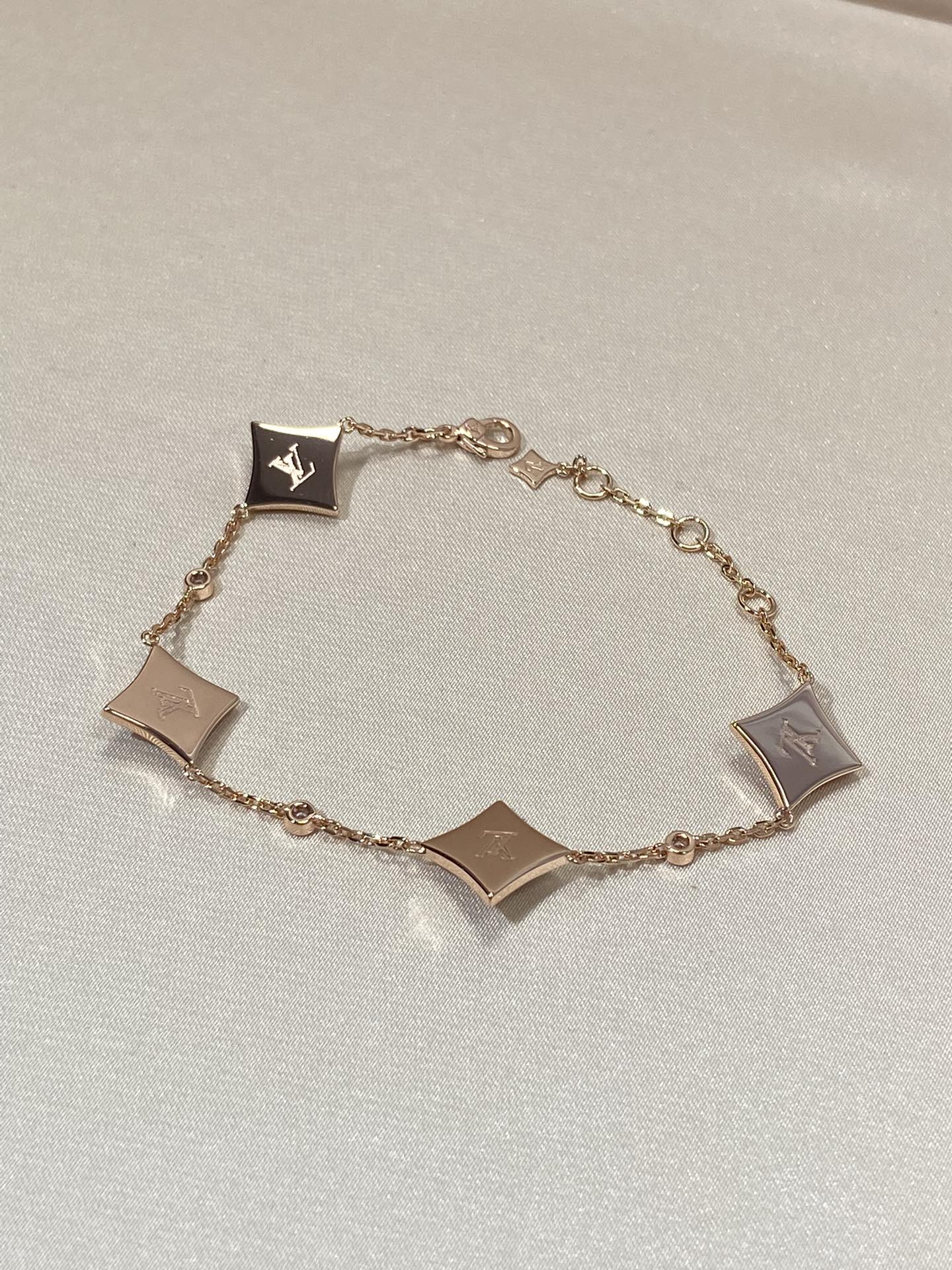 [Avelora]STAR 4 MOTIF MOP DIAMOND ROSE GOLD BRACELET