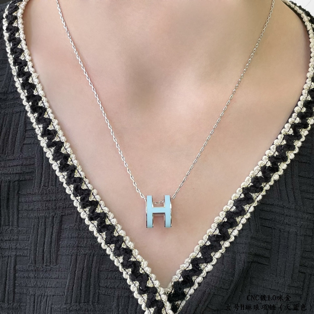 [Avelora]POP H SKY BLUE NECKLACE