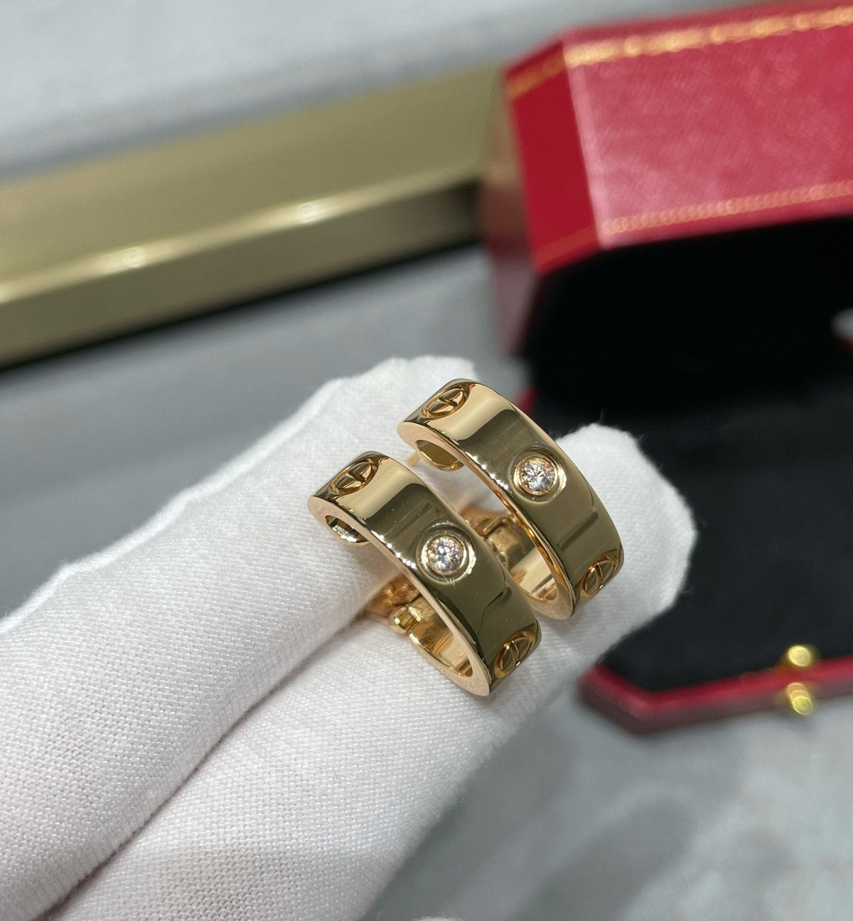 [Avelora Jewelry ]LOVE 5.5MM 1 DIAMOND EARRINGS