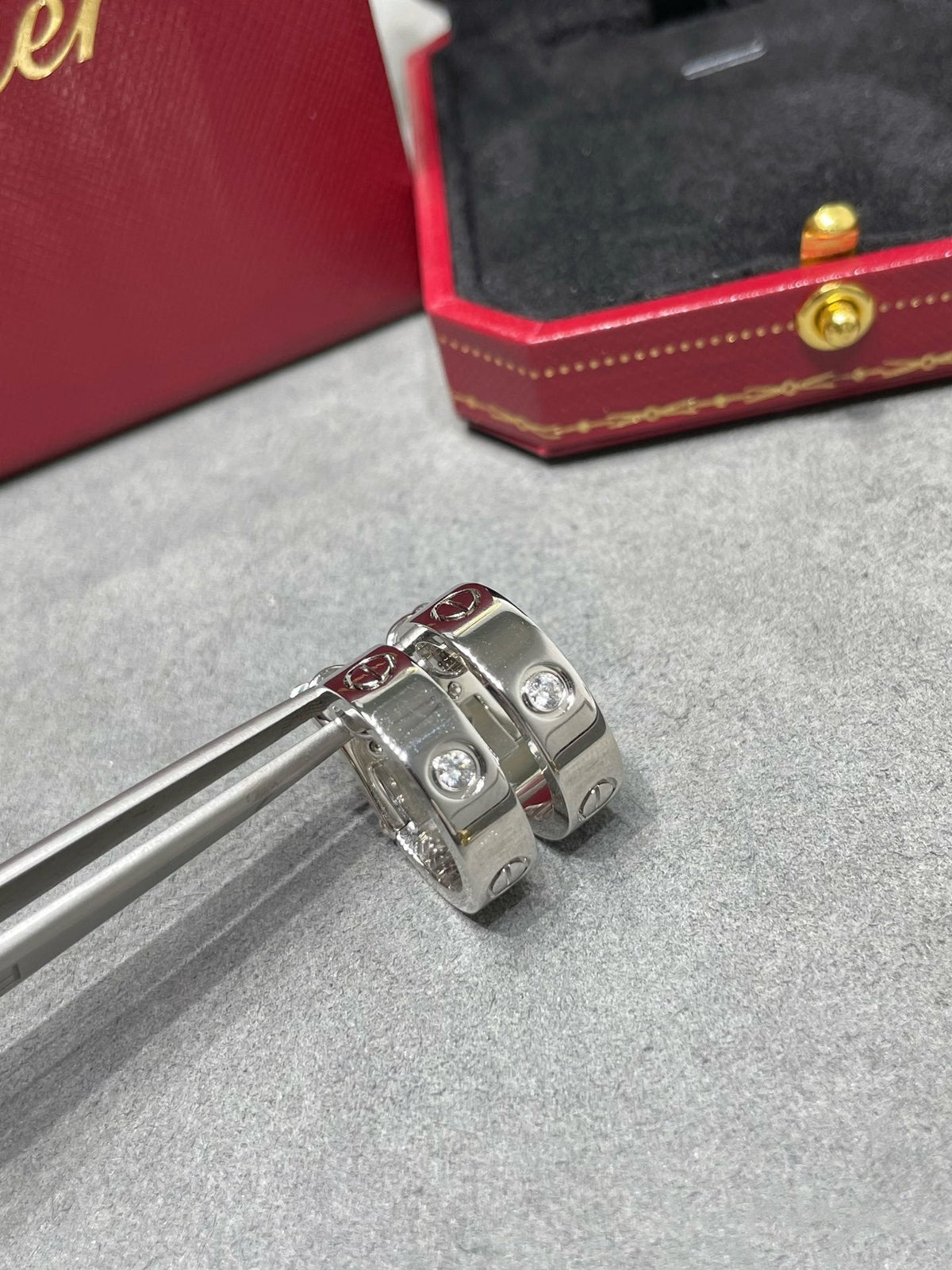 [Avelora Jewelry ]LOVE 5.5MM 1 DIAMOND EARRINGS