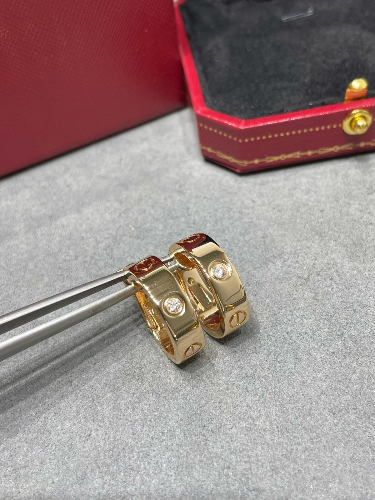 [Avelora Jewelry ]LOVE 5.5MM 1 DIAMOND EARRINGS