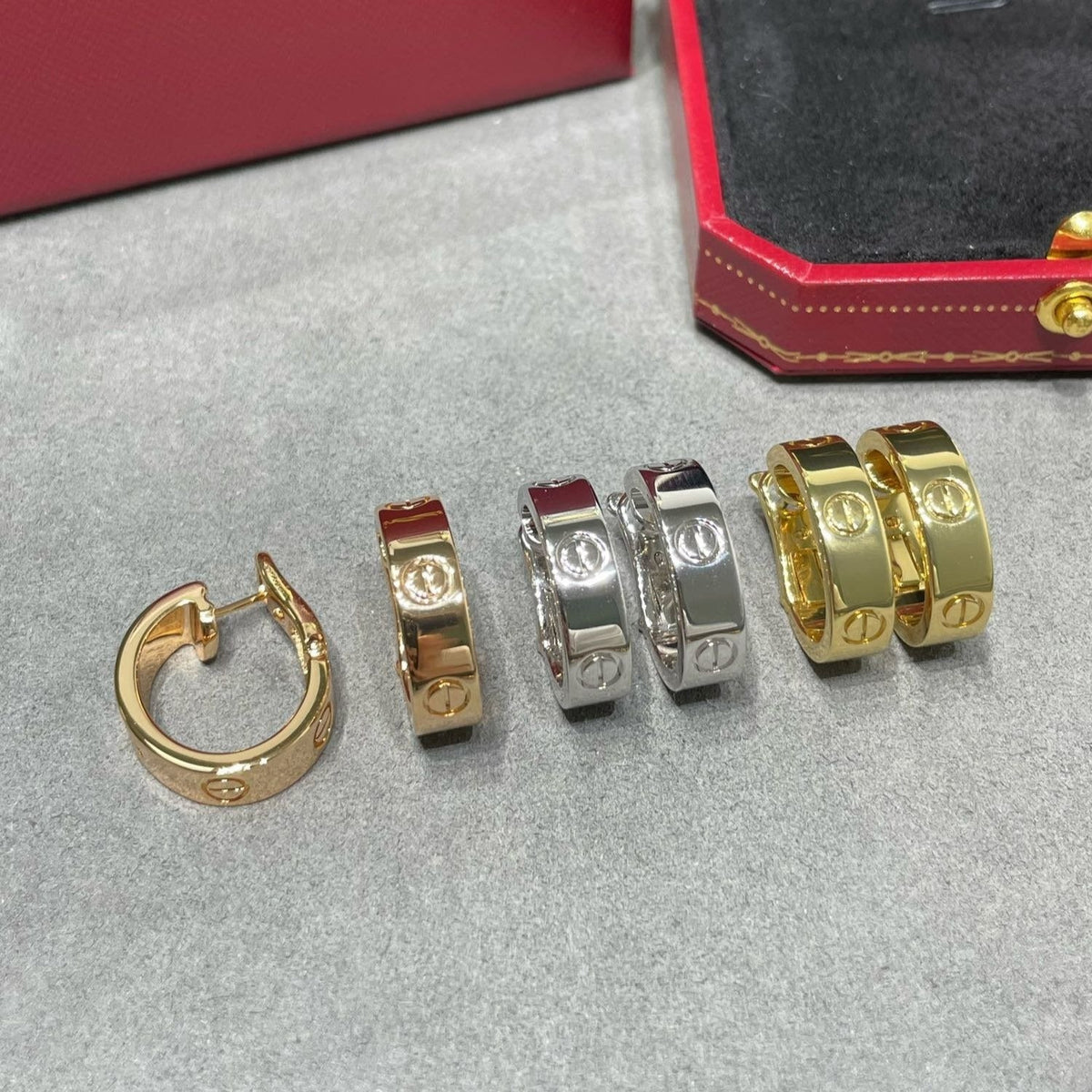 [Avelora Jewelry ]LOVE 5.5MM EARRINGS