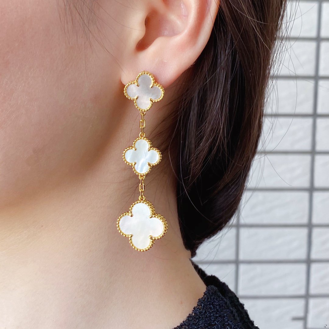 [Avelora Jewelry ]CLOVER MOP 3 MOTIFS GOLD EARRINGS