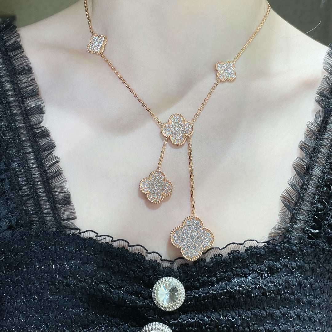 [Avelora Jewelry ]CLOVER 6 MOTIF DIAMOND PAVED NECKLACE