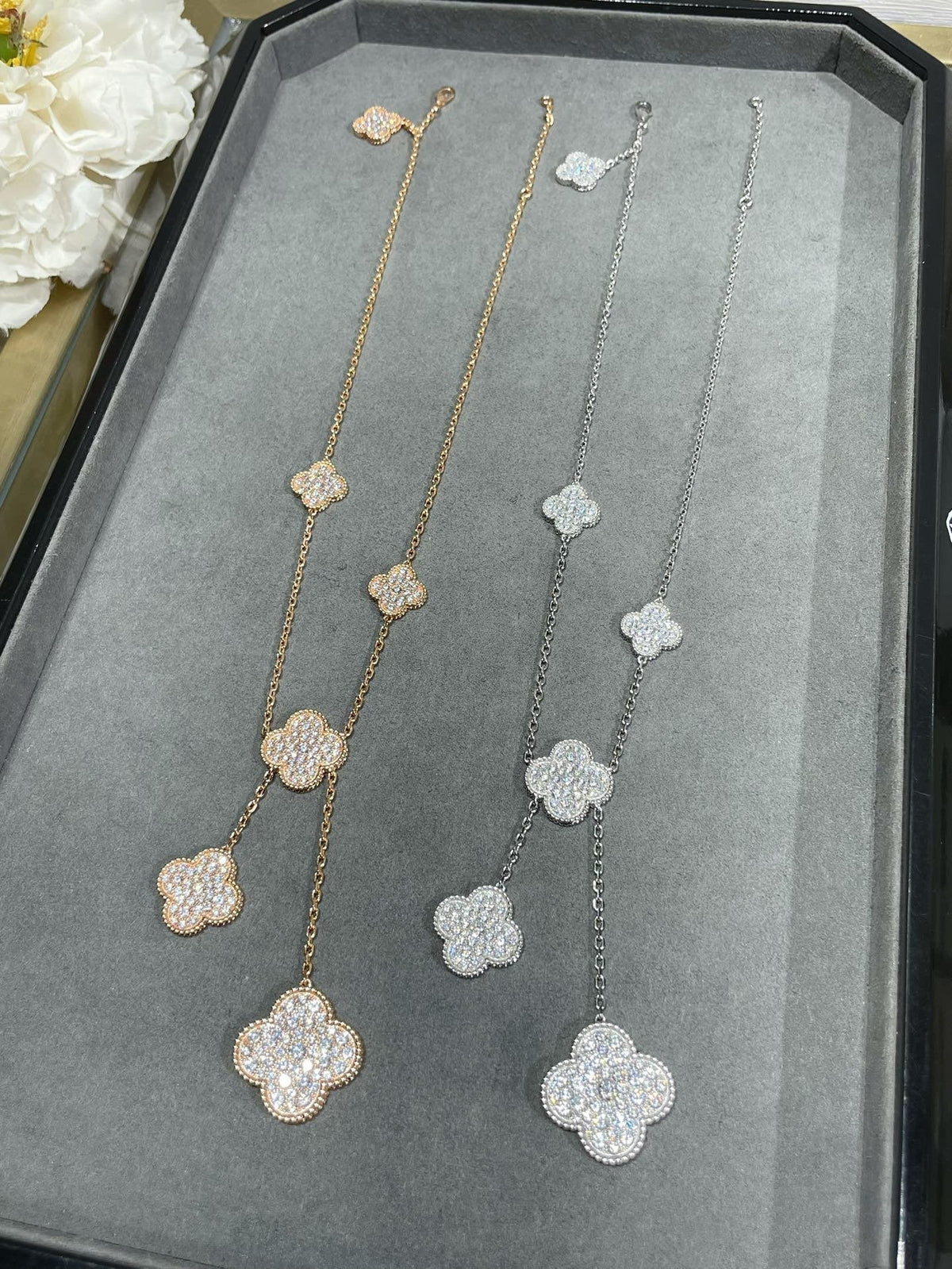 [Avelora Jewelry ]CLOVER 6 MOTIF DIAMOND PAVED NECKLACE