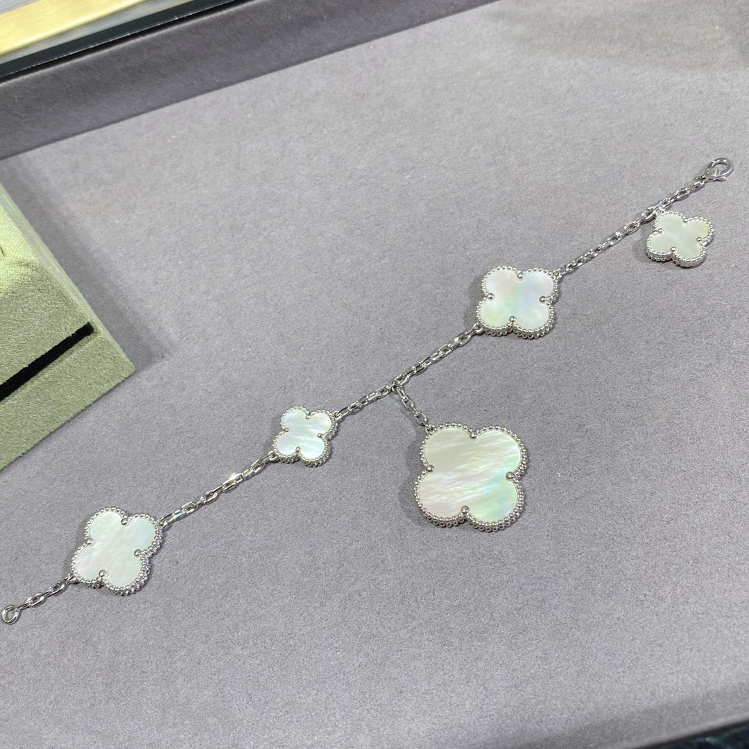 [Avelora Jewelry ]CLOVER 5 MOTIF WHITE MOP SILVER BRACELET