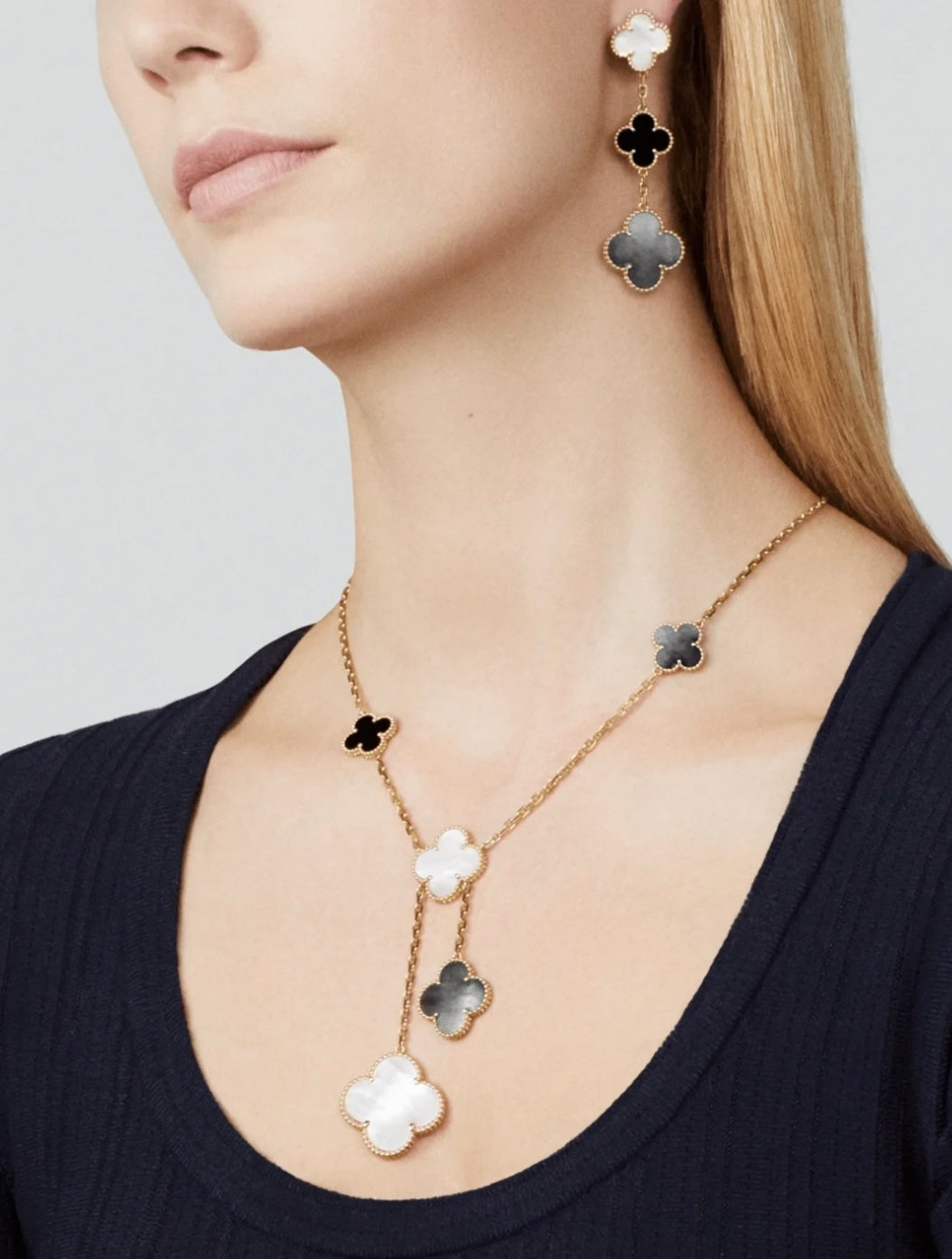 [Avelora Jewelry ]CLOVER 3 MOTIF MOP ONYX DARK MOP PINK GOLD EARRINGS