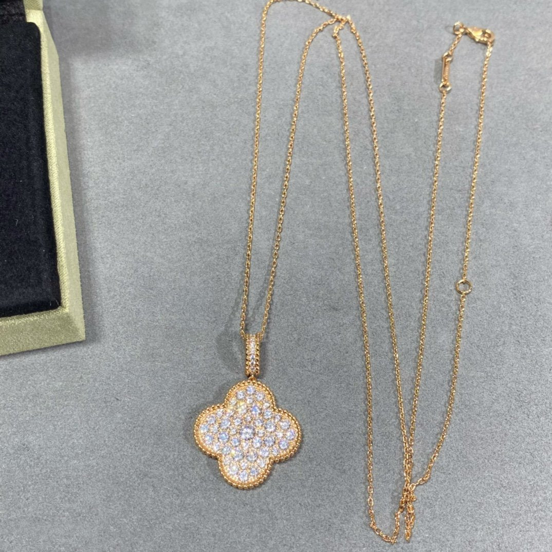 [Avelora Jewelry ]CLOVER 25MM LARGE PEDANT DIAMOND PAVED LONG NECKLACE